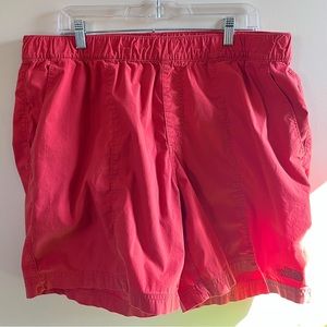 XL The North Face shorts